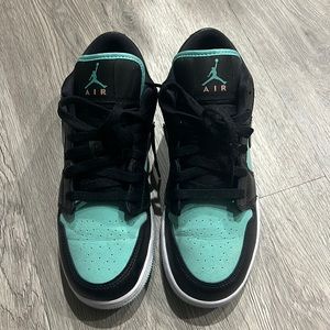 Nike Jordan 1’s lows- Tropical Twist